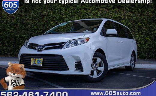 2019 Toyota Sienna LE