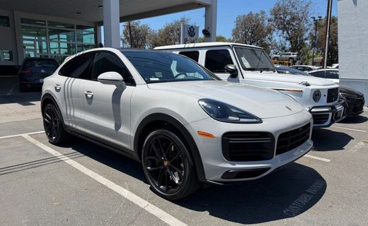 2023 Porsche Cayenne