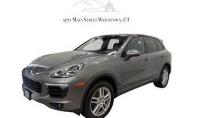 2018 Porsche Cayenne Base Platinum Edition