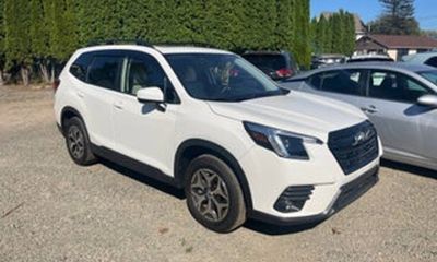 2024 Subaru Forester Premium