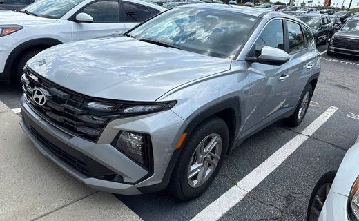 2025 Hyundai Tucson SE