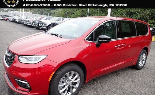 2026 Chrysler Pacifica Select
