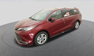 2026 Toyota Sienna Limited