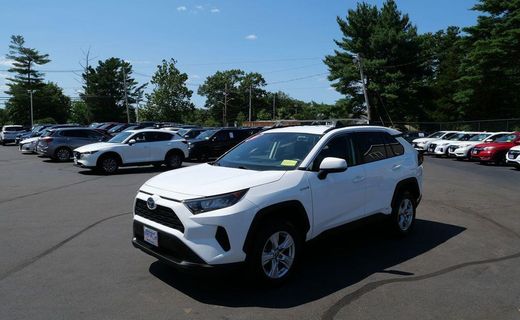 2021 Toyota RAV4 LE
