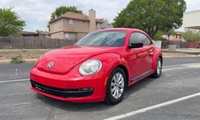 2012 Volkswagen Beetle 25L With Sound