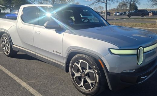 2022 Rivian R1T Adventure
