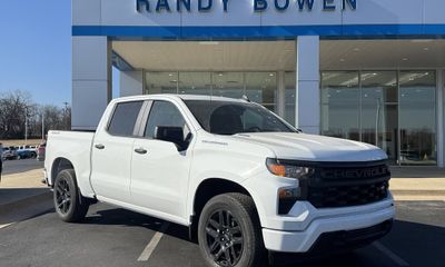 2026 Chevrolet Silverado Custom