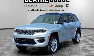 2023 Jeep Grand Cherokee Summit 4XE Reserve
