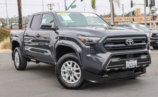 2025 Toyota Tacoma SR5