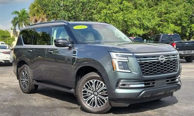 2025 Nissan Armada Platinum