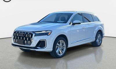 2025 Audi Q7 Quattro Premium Plus