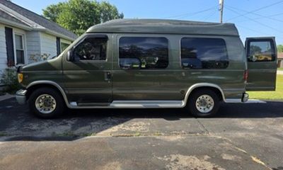 2002 Ford E-150 E 150