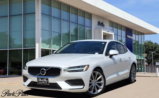 2020 Volvo S60 Momentum