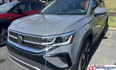 2024 Volkswagen Taos 4Motion SEL