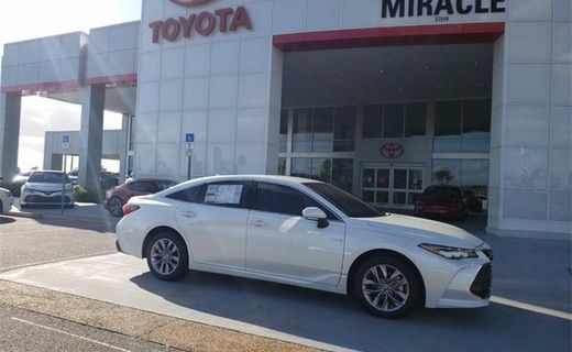 2021 Toyota Avalon Package