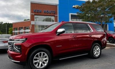2025 Chevrolet Tahoe Premier