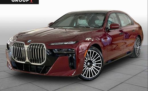 2026 BMW 740I