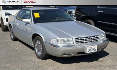 2002 Cadillac Eldorado ESC