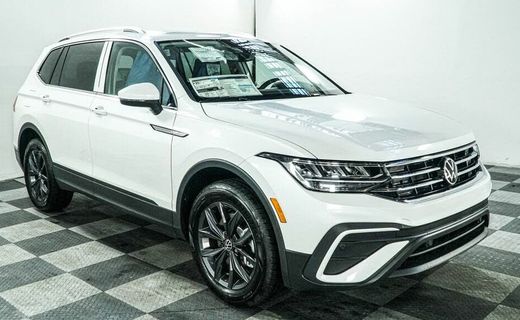 2023 Volkswagen Tiguan 4MOTION SE
