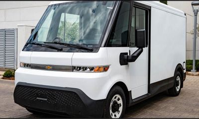 2025 Chevrolet Brightdrop 400