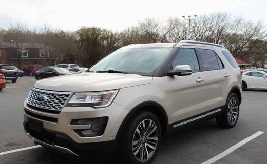 2017 Ford Explorer Platinum