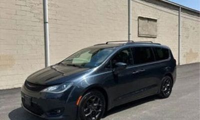 2019 Chrysler Pacifica Touring Plus