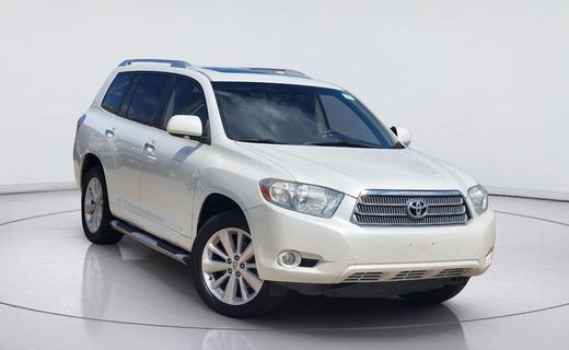 2010 Toyota Highlander Medium
