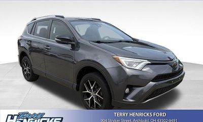 2018 Toyota RAV4 SE