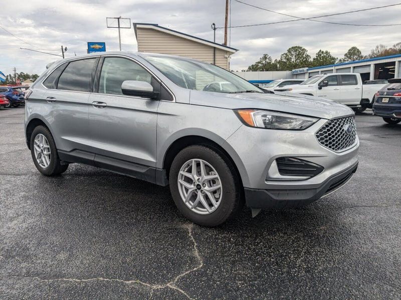 2024 Ford EDGE — a typically priced live listing