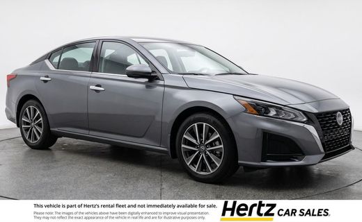 2025 Nissan Altima SV