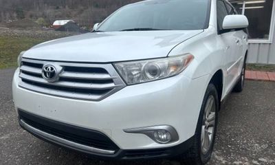 2013 Toyota Highlander Base Hybrid