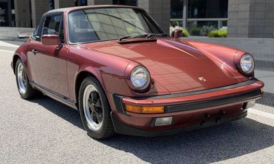 1985 Porsche 911 Carrera