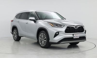 2022 Toyota Highlander Platinum