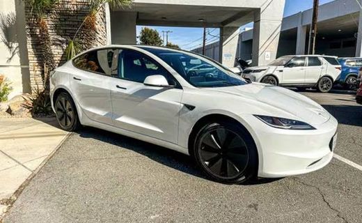 2025 Tesla Model 3 Long Range