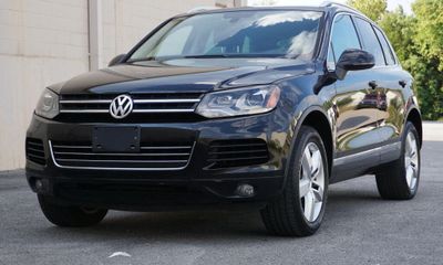 2014 Volkswagen Touareg V6 FSI TDI