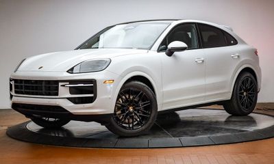 2026 Porsche Cayenne Coupe