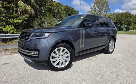 2025 Land Rover Range SE
