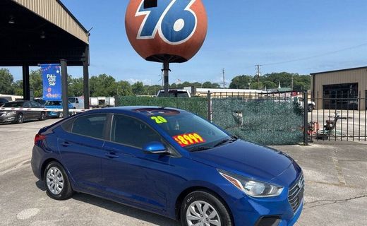 2020 Hyundai Accent SE AND SEL