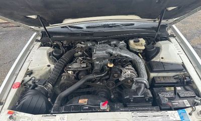1992 Ford Thunderbird Super Coupe