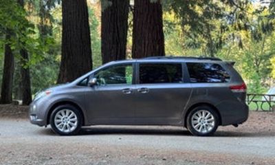 2012 Toyota Sienna LE