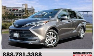 2021 Toyota Sienna XLE Plus Package