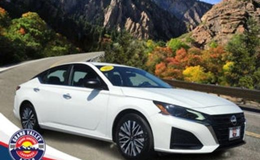 2024 Nissan Altima SR