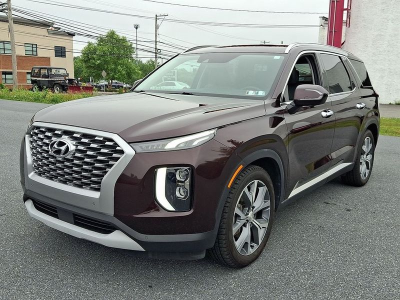 2021 Hyundai Palisade — a typically priced live listing