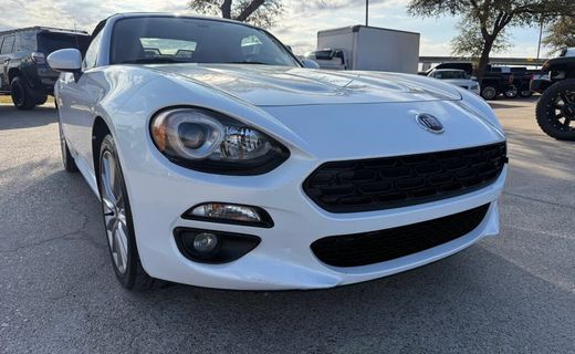 2017 Fiat 124 Spider Classica