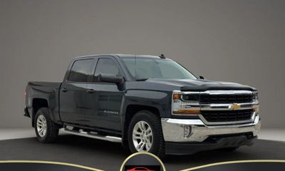 2017 Chevrolet Silverado LT