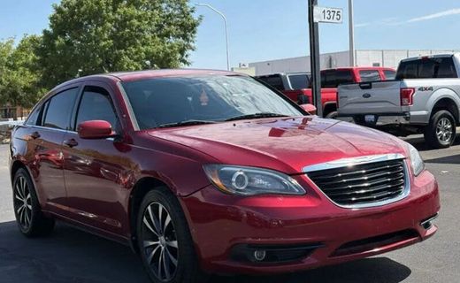 2013 Chrysler 200 Limited