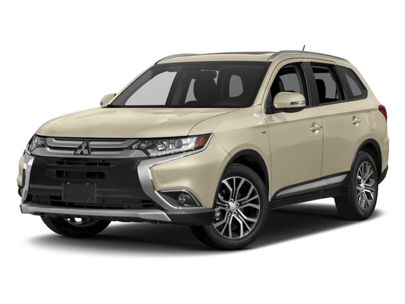 2018 Mitsubishi Outlander — a typically priced live listing