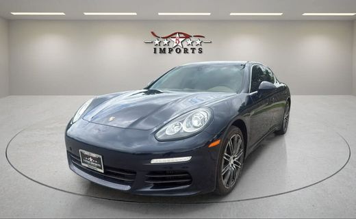 2016 Porsche Panamera
