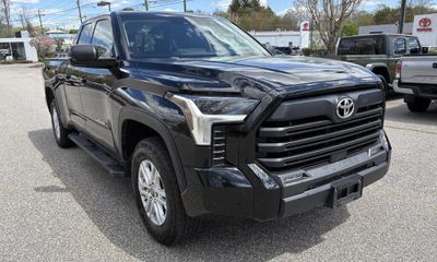 2022 Toyota Tundra SR5