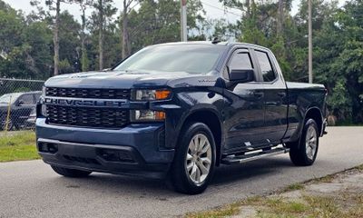 2021 Chevrolet Silverado Custom